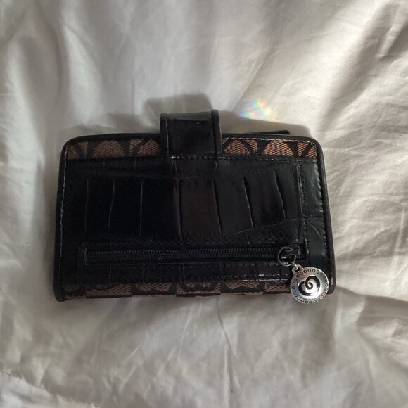 Brighton Signature Heart Snap Wallet - Picture 2 of 3